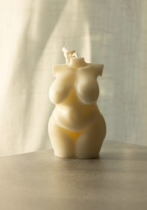 1 Voluptuous Muse Candle